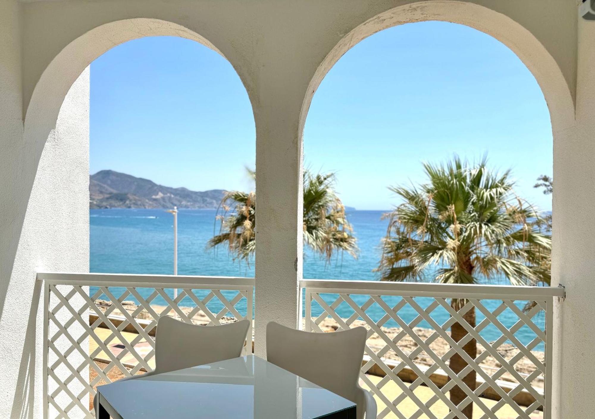 Fuentes De Nerja Apartment Cameră foto