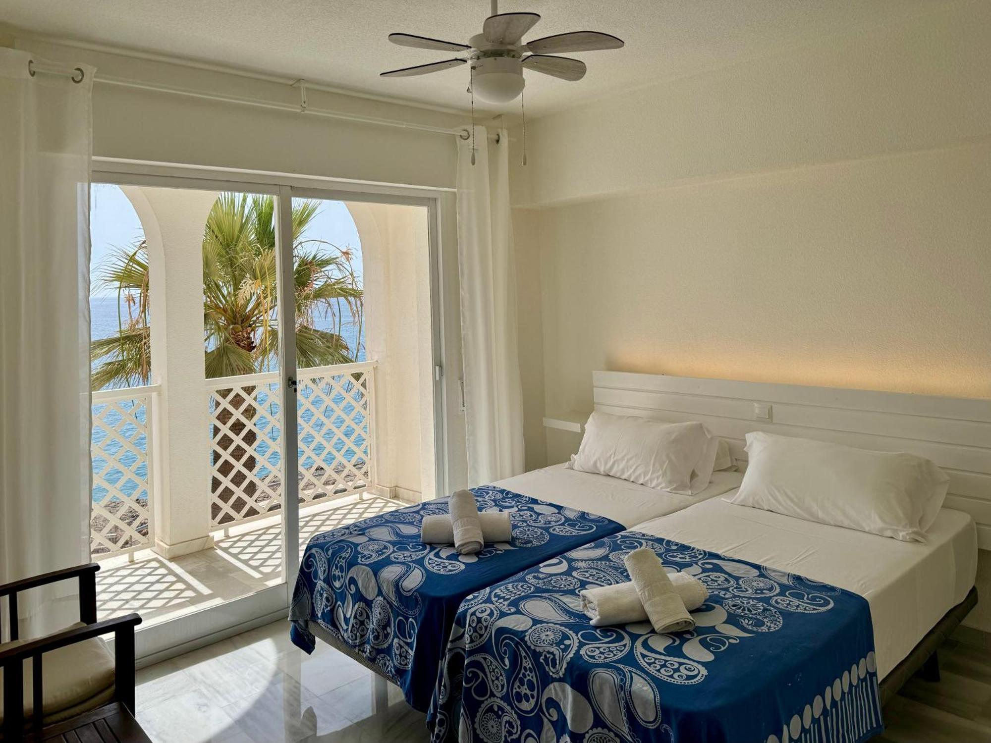 Fuentes De Nerja Apartment Cameră foto